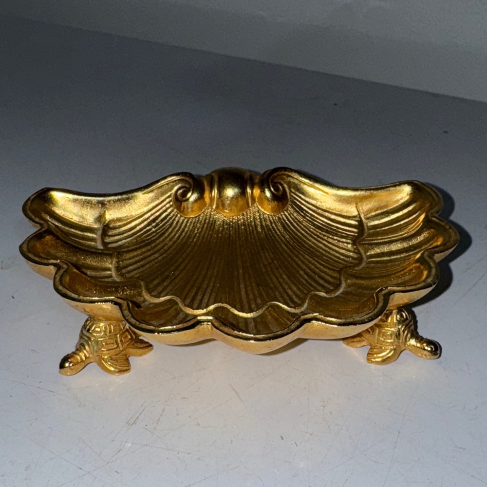 Sherle Wagner Gilt Bronze Shell Form Turtle Feet Soap Dish